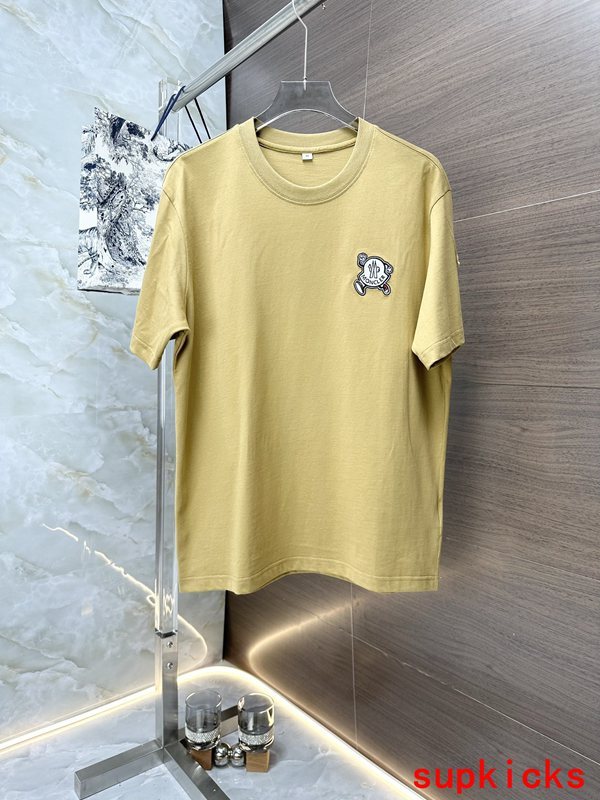 Moncler Luxury Cloth
