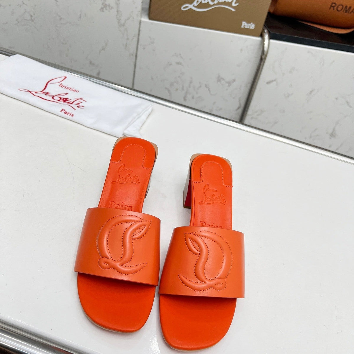 Ava’s Mode - Premium Luxury Goods and Accessories - AFFORDABLE LUXURY HEELS - 8054