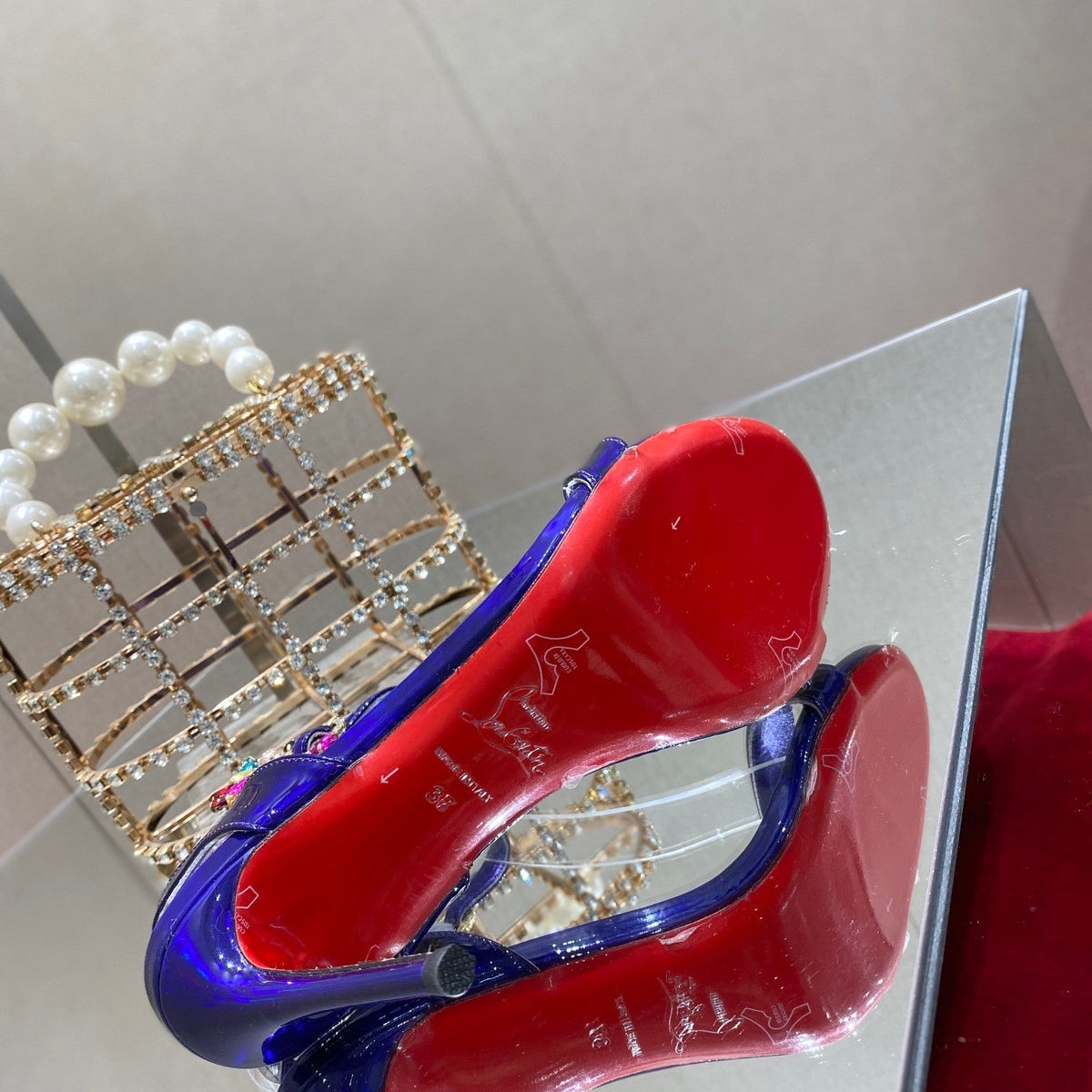 Ava’s Mode - Premium Luxury Goods and Accessories - AFFORDABLE LUXURY HEELS - 7950