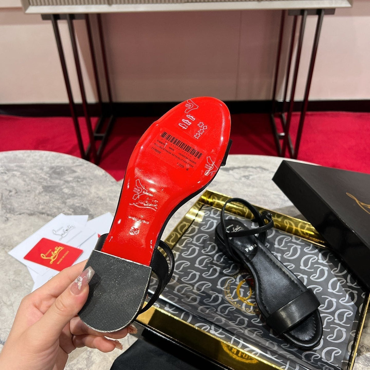 Ava’s Mode - High-Quality Designer Products for You - AFFORDABLE LUXURY HEELS - 8119