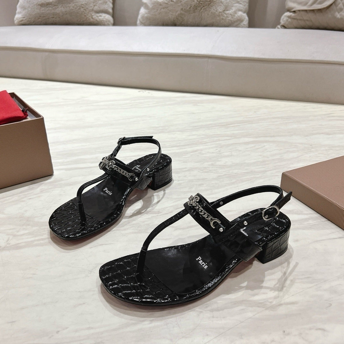 Ava’s Mode - Best High-End Brands in One Place - AFFORDABLE LUXURY HEELS - 8229