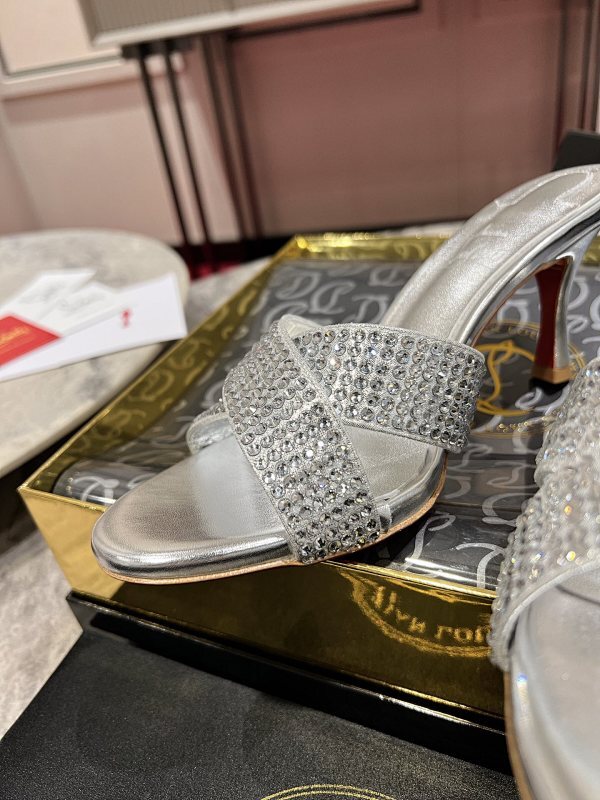 Ava’s Mode - High-Quality Designer Products for You - AFFORDABLE LUXURY HEELS - 8079