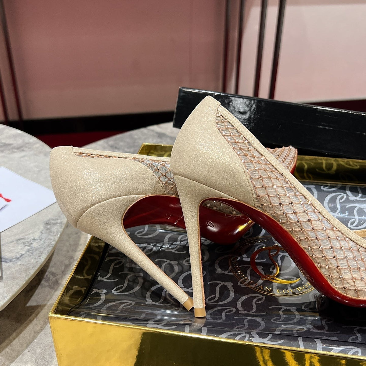 Ava’s Mode - Best High-End Brands in One Place - AFFORDABLE LUXURY HEELS - 8133