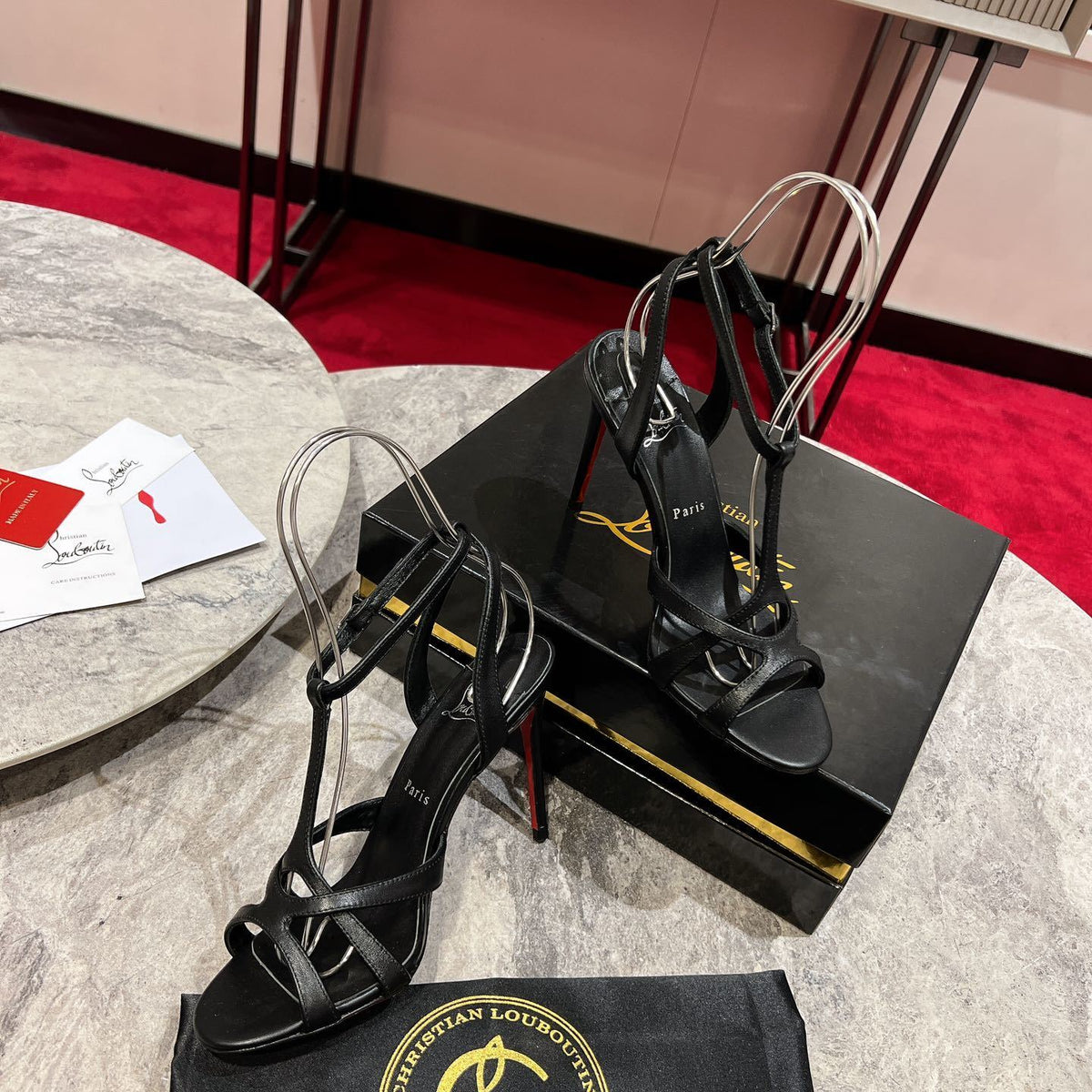 Ava’s Mode - High-Quality Designer Products for You - AFFORDABLE LUXURY HEELS - 8075