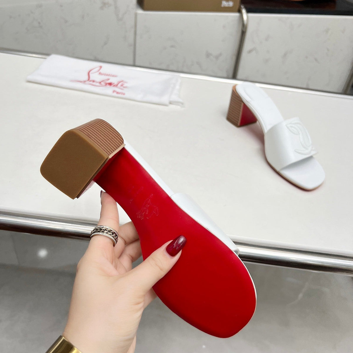 Ava’s Mode - Best High-End Brands in One Place - AFFORDABLE LUXURY HEELS - 8057