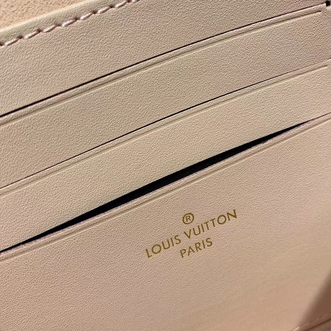 Ava’s Mode - Premium Luxury Goods and Accessories - AFFORDABLE LUXURY BAGS - 4014