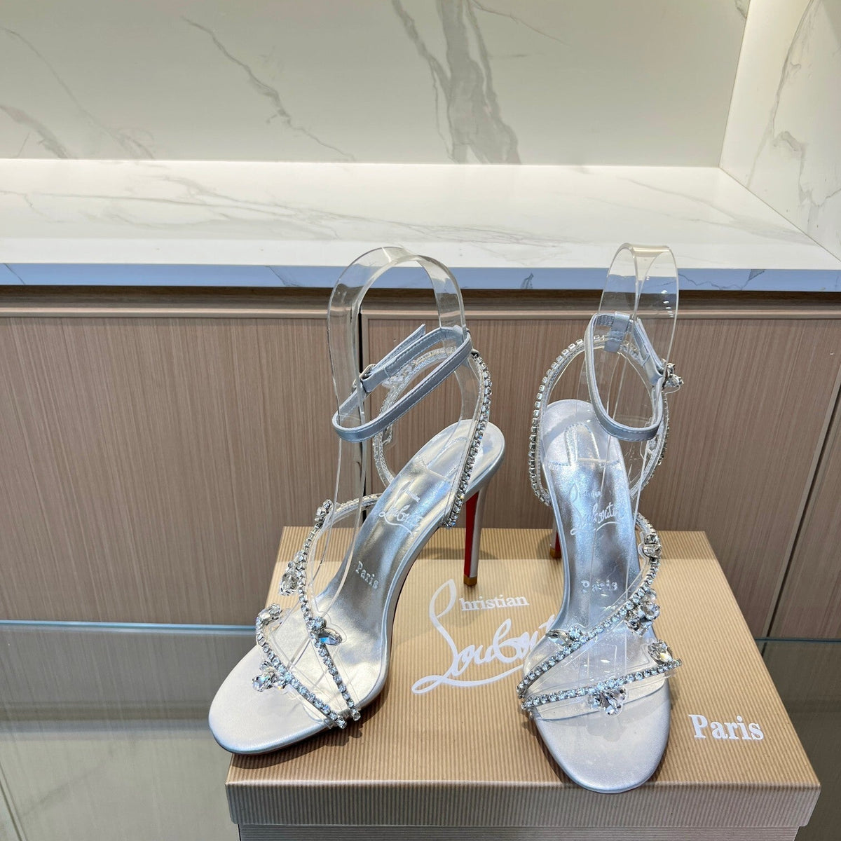 Ava’s Mode - Best High-End Brands in One Place - AFFORDABLE LUXURY HEELS - 8013