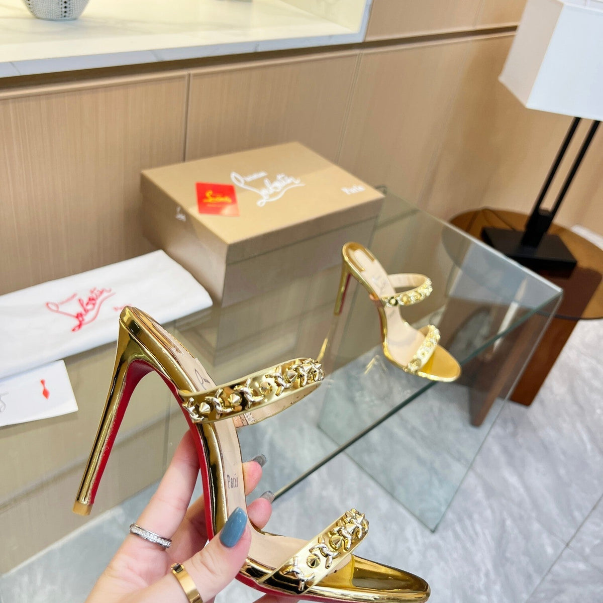 Ava’s Mode - Premium Luxury Goods and Accessories - AFFORDABLE LUXURY HEELS - 8010