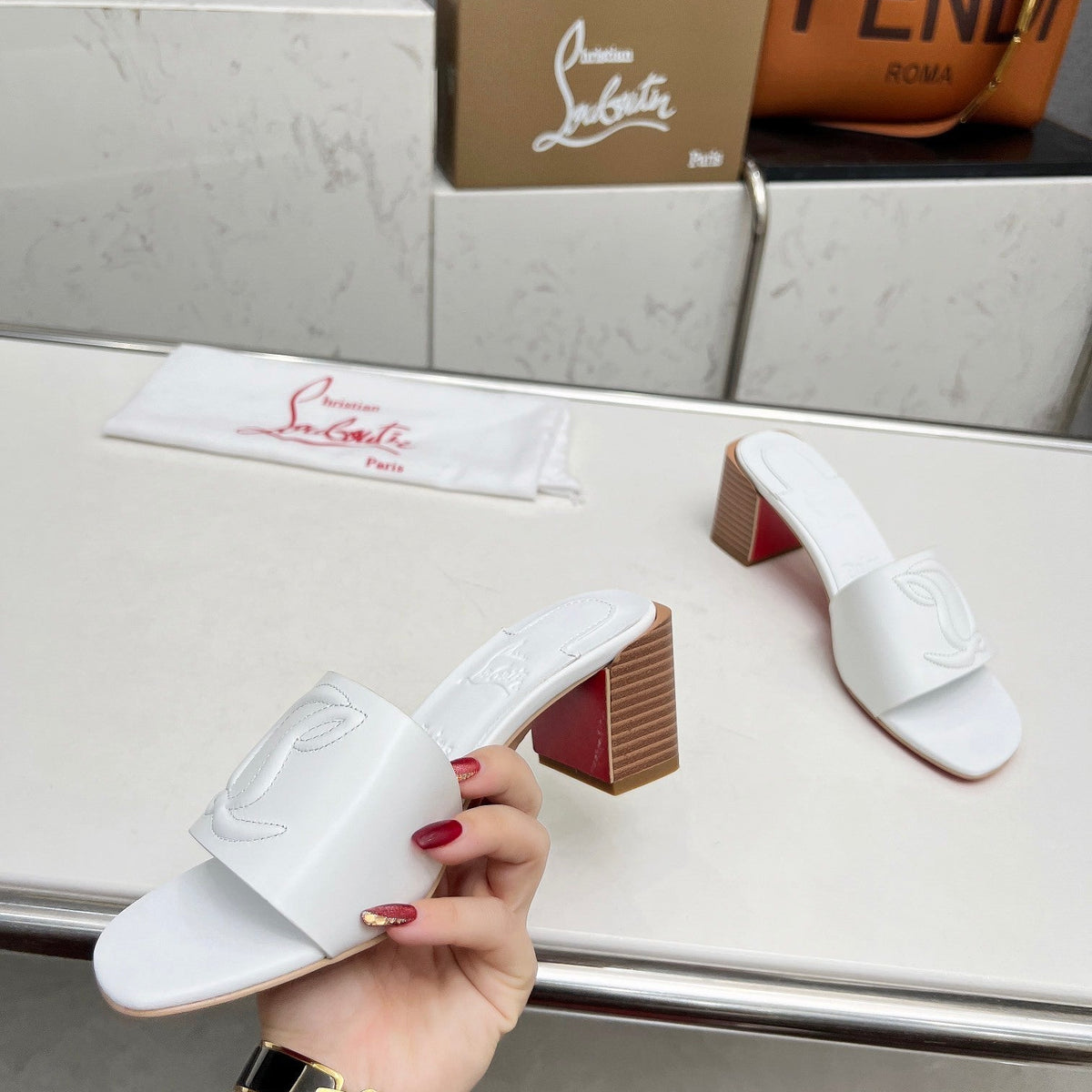 Ava’s Mode - Best High-End Brands in One Place - AFFORDABLE LUXURY HEELS - 8057