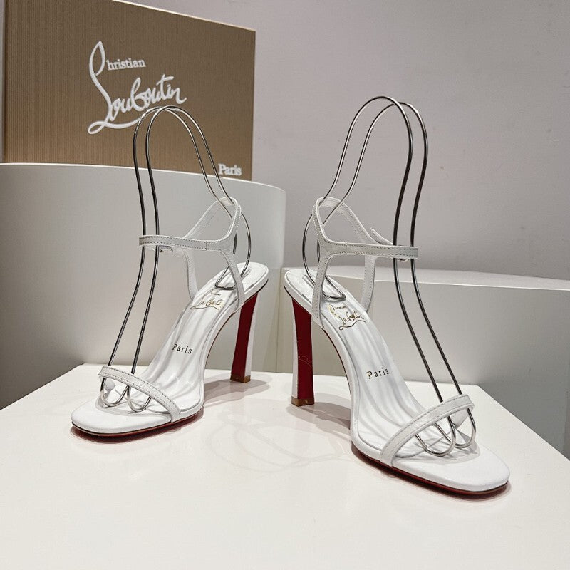 Ava’s Mode - High-Quality Designer Products for You - AFFORDABLE LUXURY HEELS - 8111