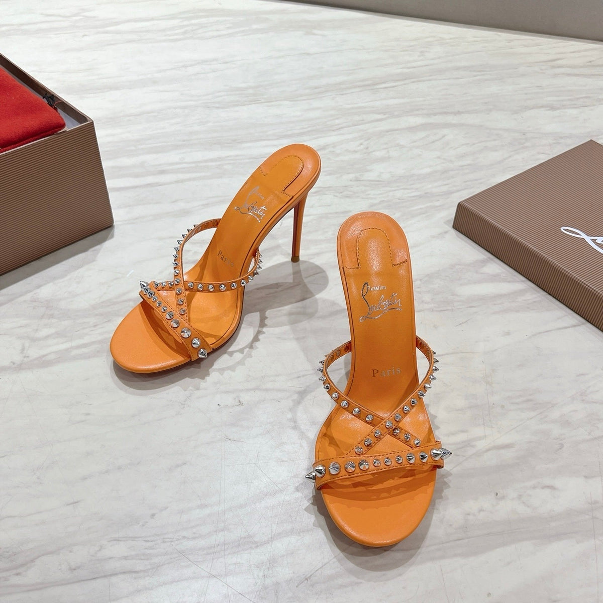 Ava’s Mode - High-Quality Designer Products for You - AFFORDABLE LUXURY HEELS - 8291