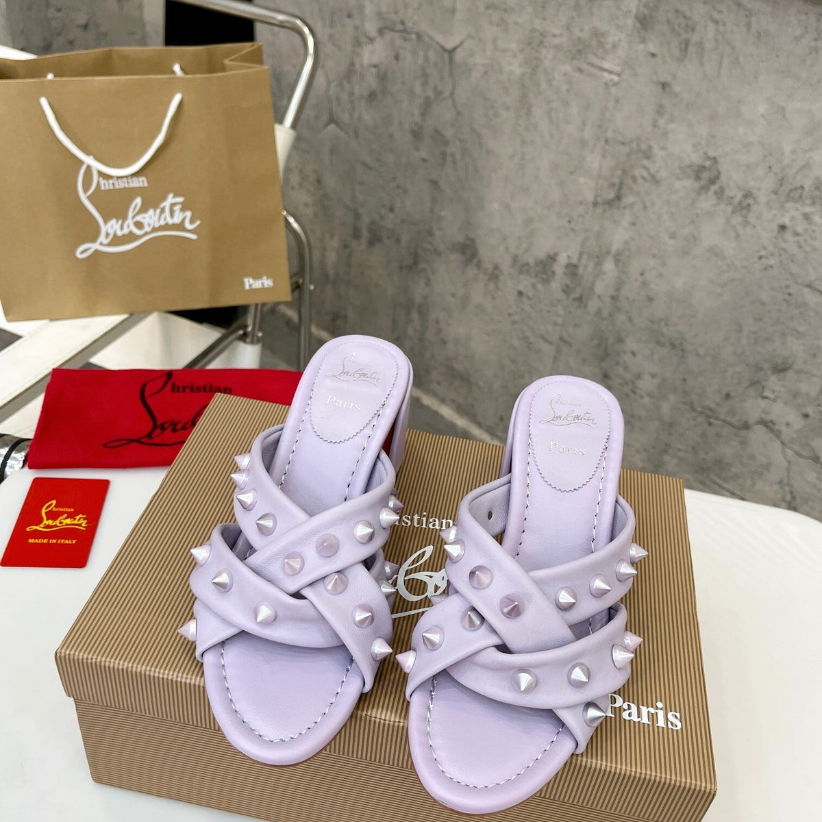 Ava’s Mode - Best High-End Brands in One Place - AFFORDABLE LUXURY HEELS - 8001