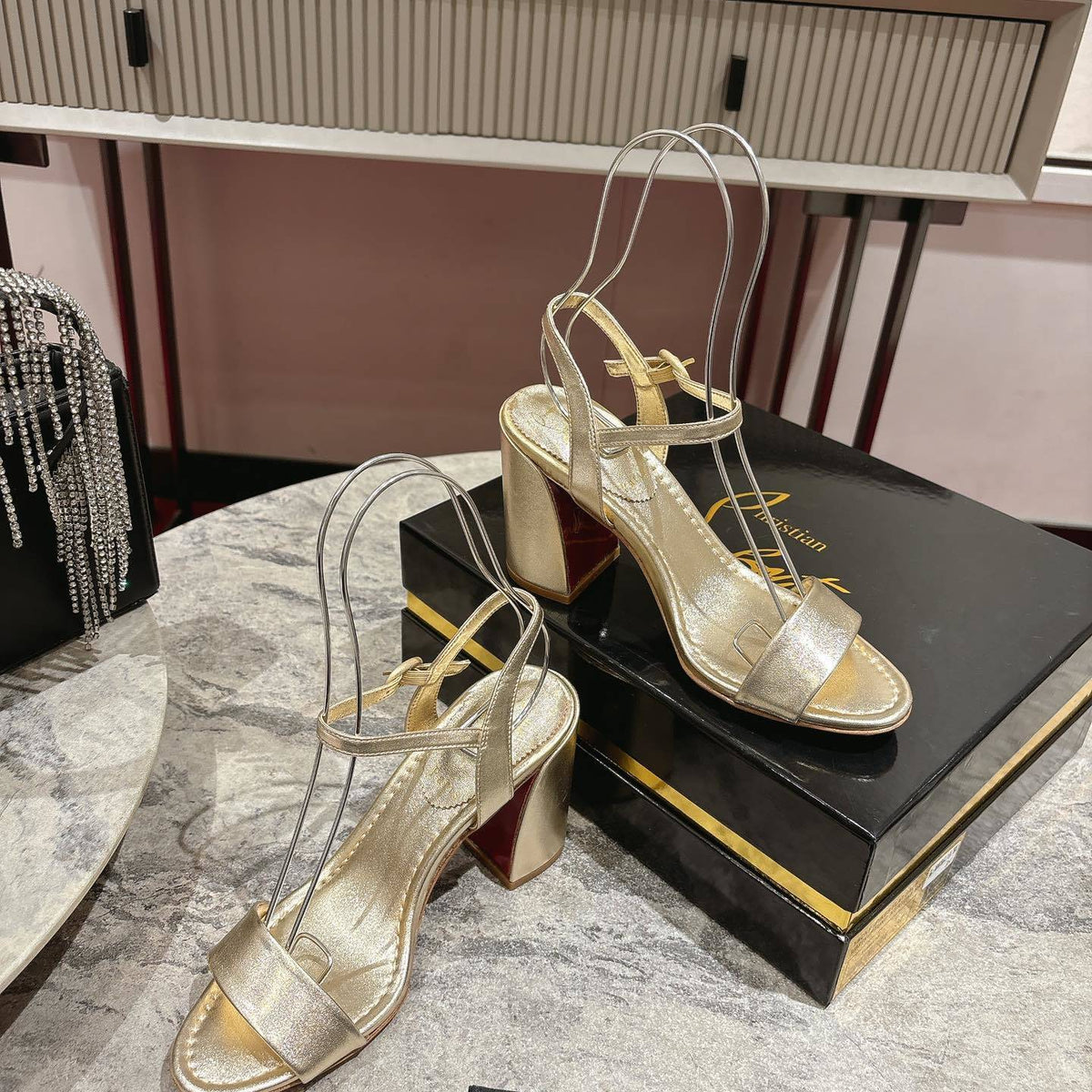 Ava’s Mode - Premium Luxury Goods and Accessories - AFFORDABLE LUXURY HEELS - 8302
