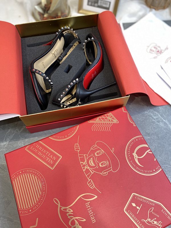 Ava’s Mode - High-Quality Designer Products for You - AFFORDABLE LUXURY HEELS - 7979
