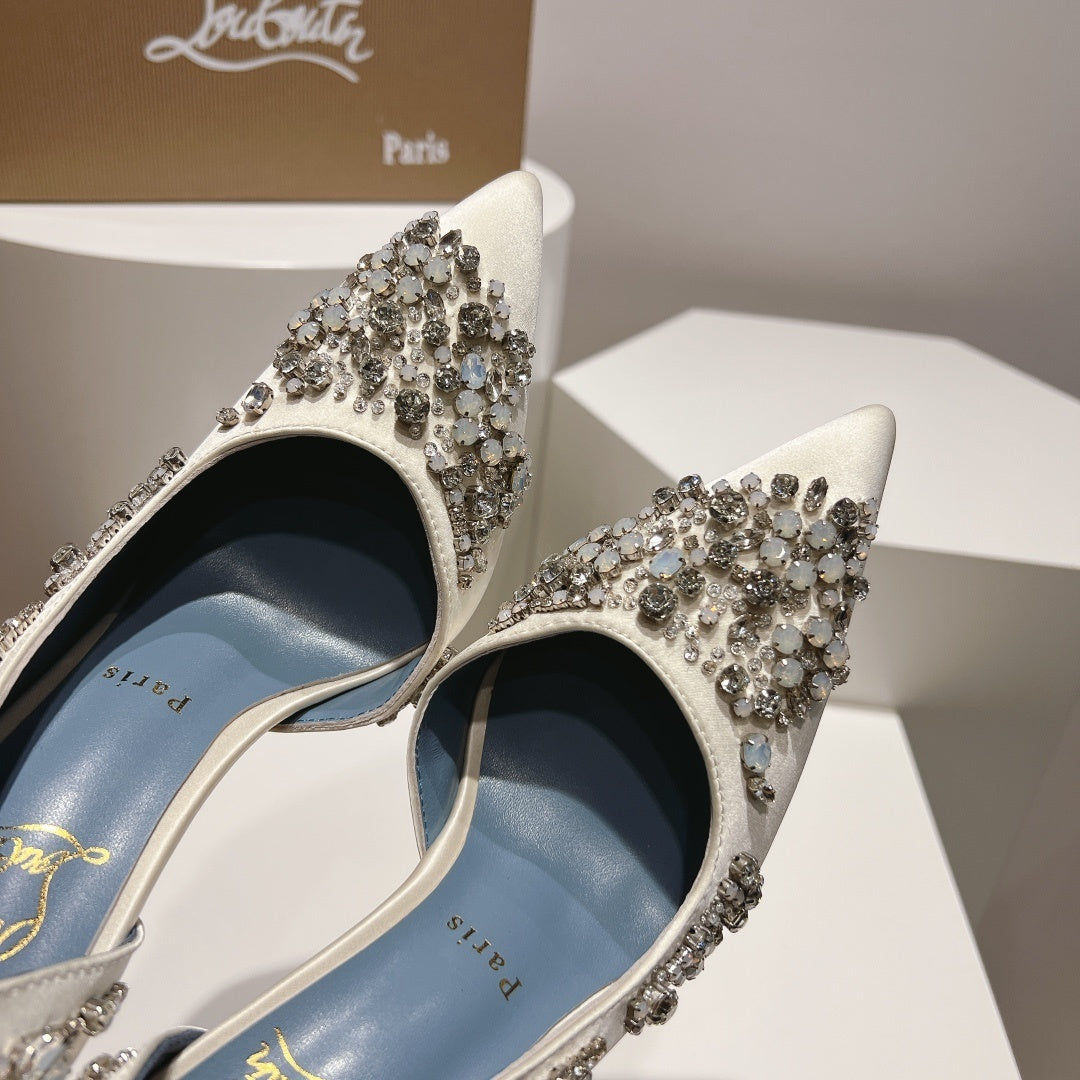 Ava’s Mode - High-Quality Designer Products for You - AFFORDABLE LUXURY HEELS - 8027