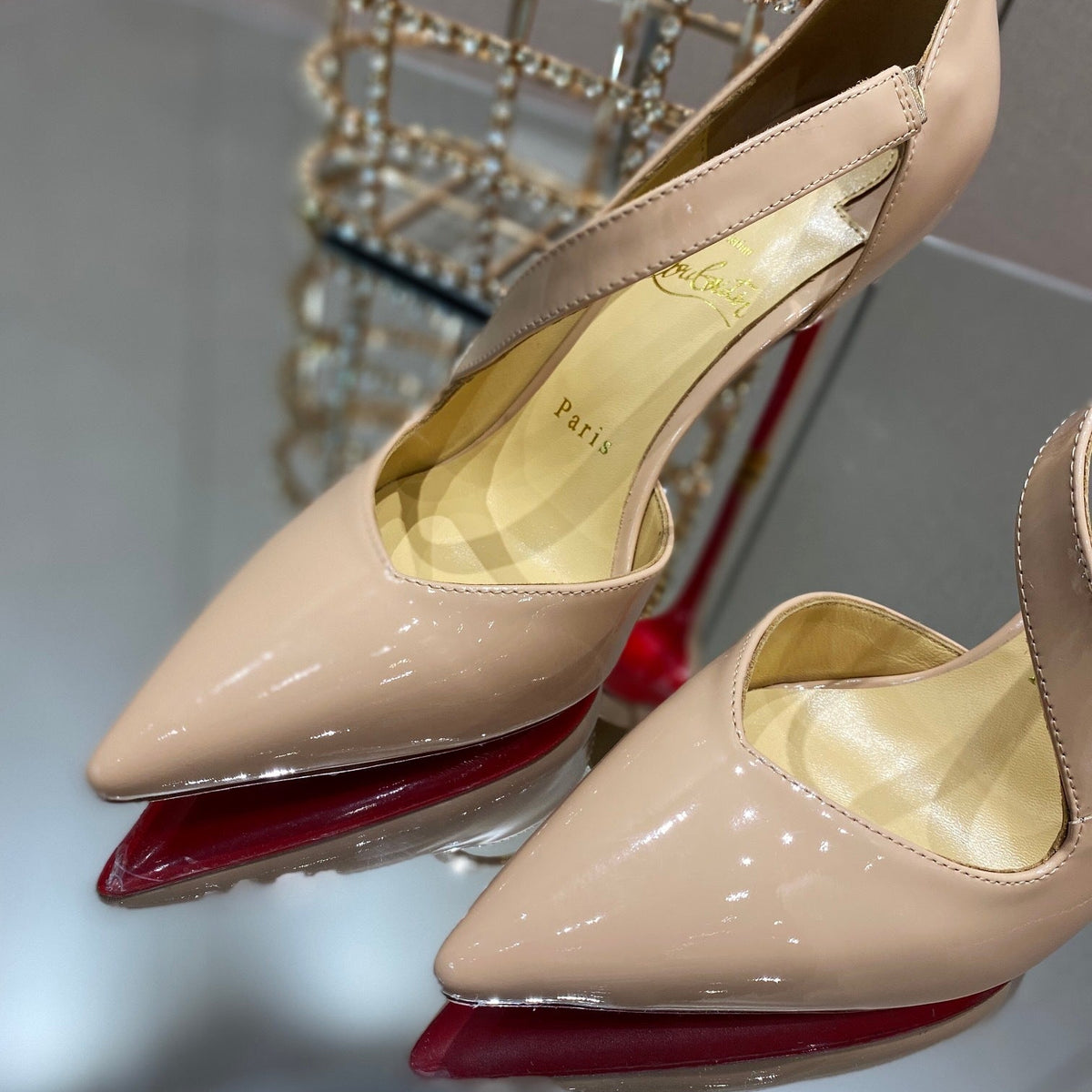 Ava’s Mode - High-Quality Designer Products for You - AFFORDABLE LUXURY HEELS - 7963