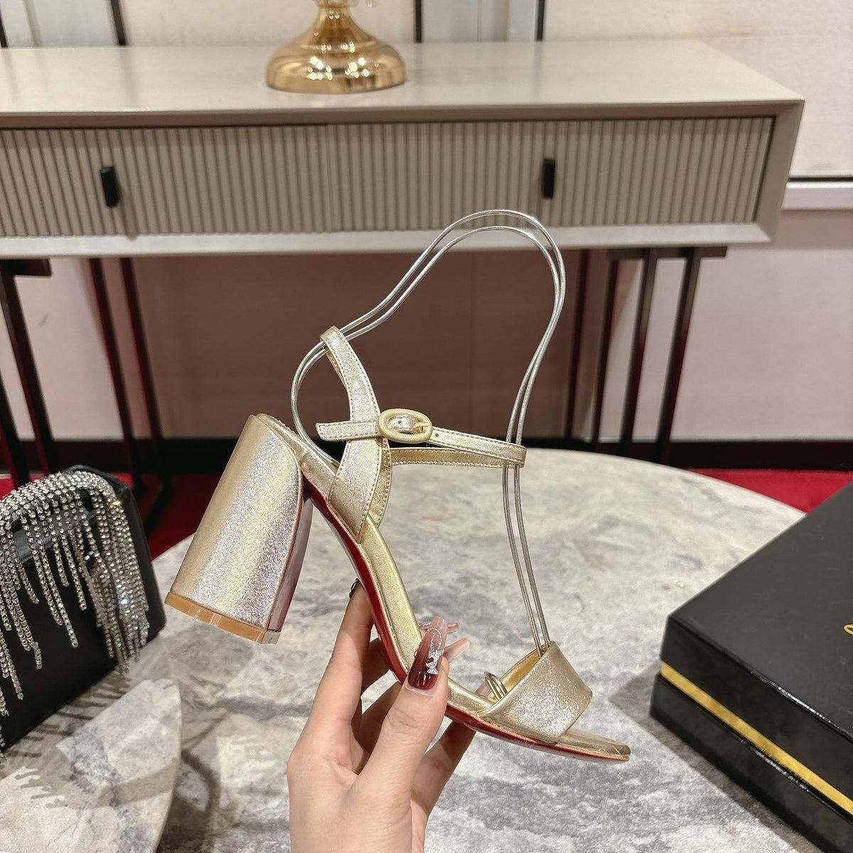 Ava’s Mode - Premium Luxury Goods and Accessories - AFFORDABLE LUXURY HEELS - 8302