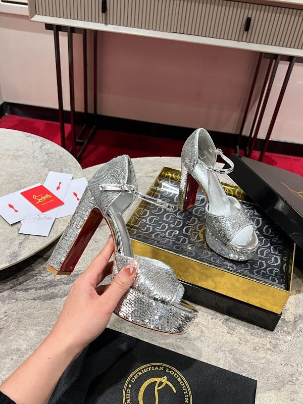 Ava’s Mode - High-Quality Designer Products for You - AFFORDABLE LUXURY HEELS - 8235