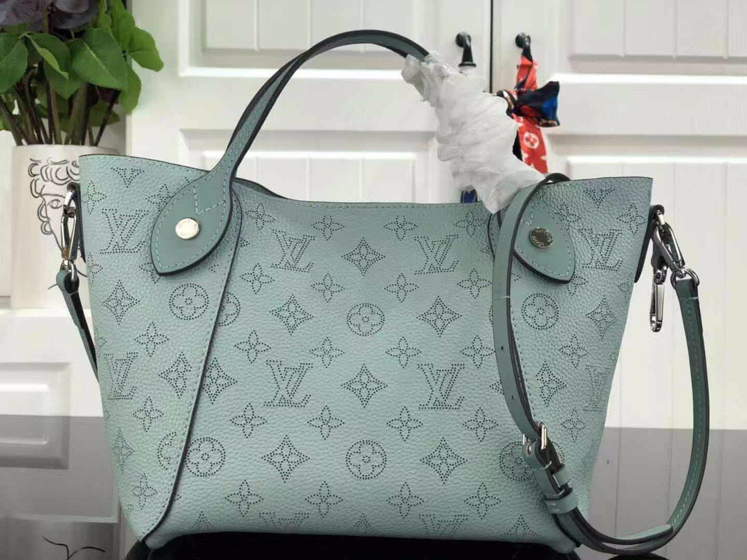 Ava’s Mode - Best High-End Brands in One Place - AFFORDABLE LUXURY BAGS - 4261