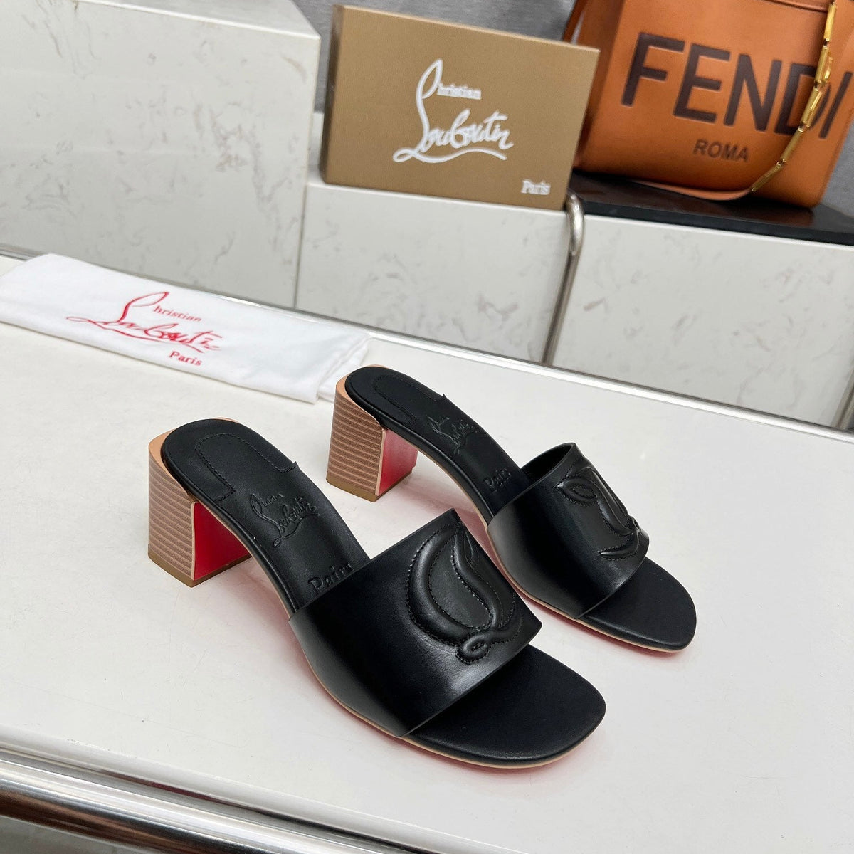 Ava’s Mode - High-Quality Designer Products for You - AFFORDABLE LUXURY HEELS - 8063