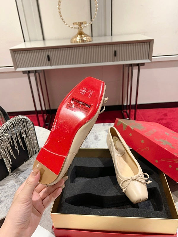Ava’s Mode - High-Quality Designer Products for You - AFFORDABLE LUXURY HEELS - 8231