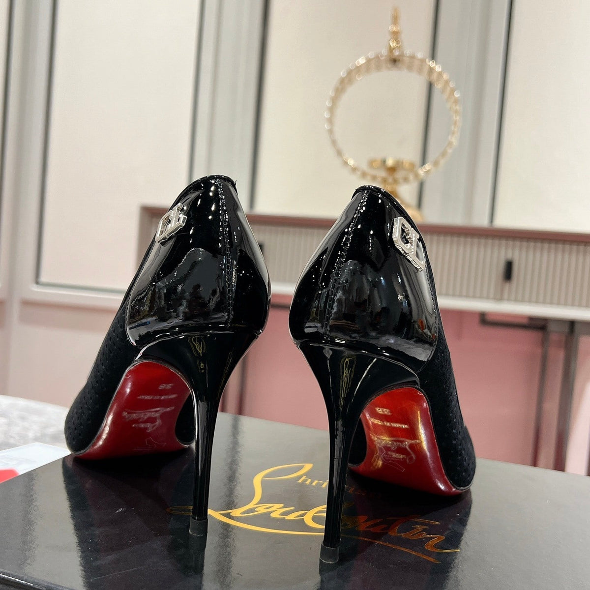Ava’s Mode - Best High-End Brands in One Place - AFFORDABLE LUXURY HEELS - 8089