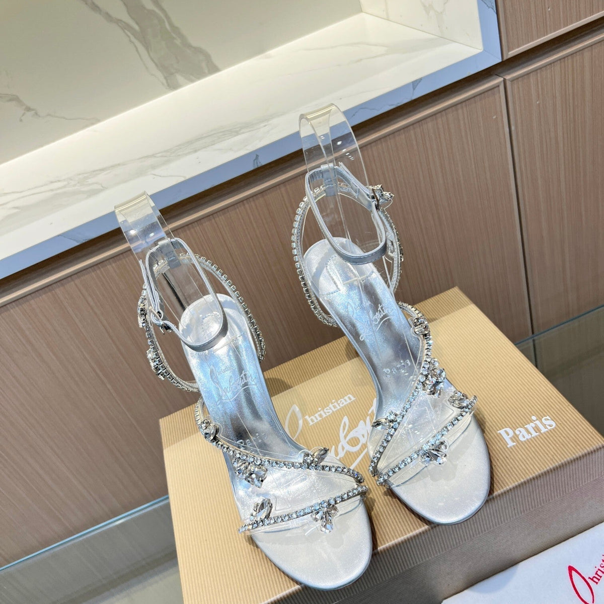 Ava’s Mode - Best High-End Brands in One Place - AFFORDABLE LUXURY HEELS - 8013