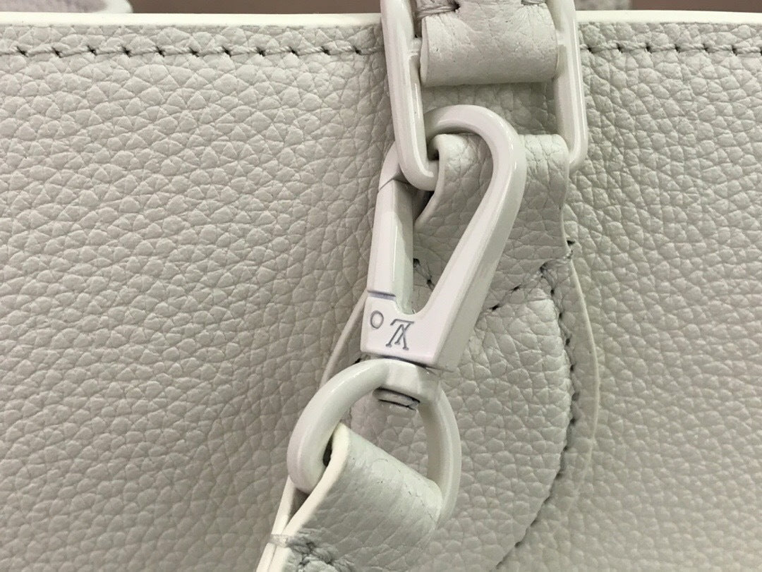 Ava’s Mode - High-Quality Designer Products for You - AFFORDABLE LUXURY BAGS - 4295