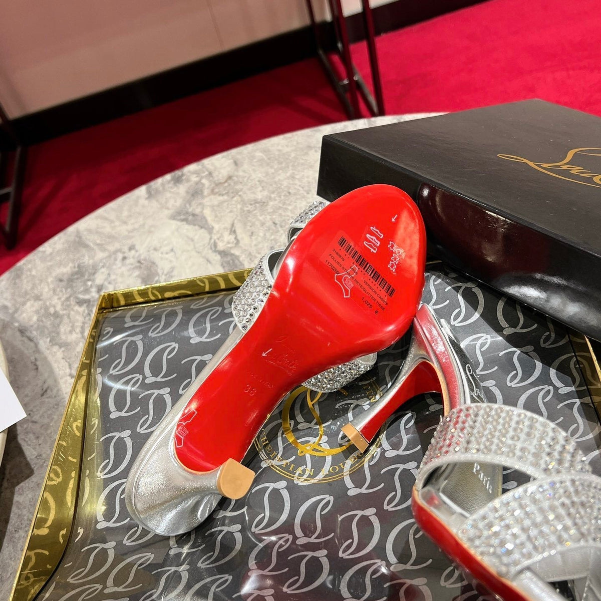 Ava’s Mode - High-Quality Designer Products for You - AFFORDABLE LUXURY HEELS - 8079