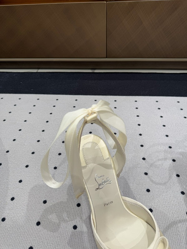 Ava’s Mode - Best High-End Brands in One Place - AFFORDABLE LUXURY HEELS - 8217