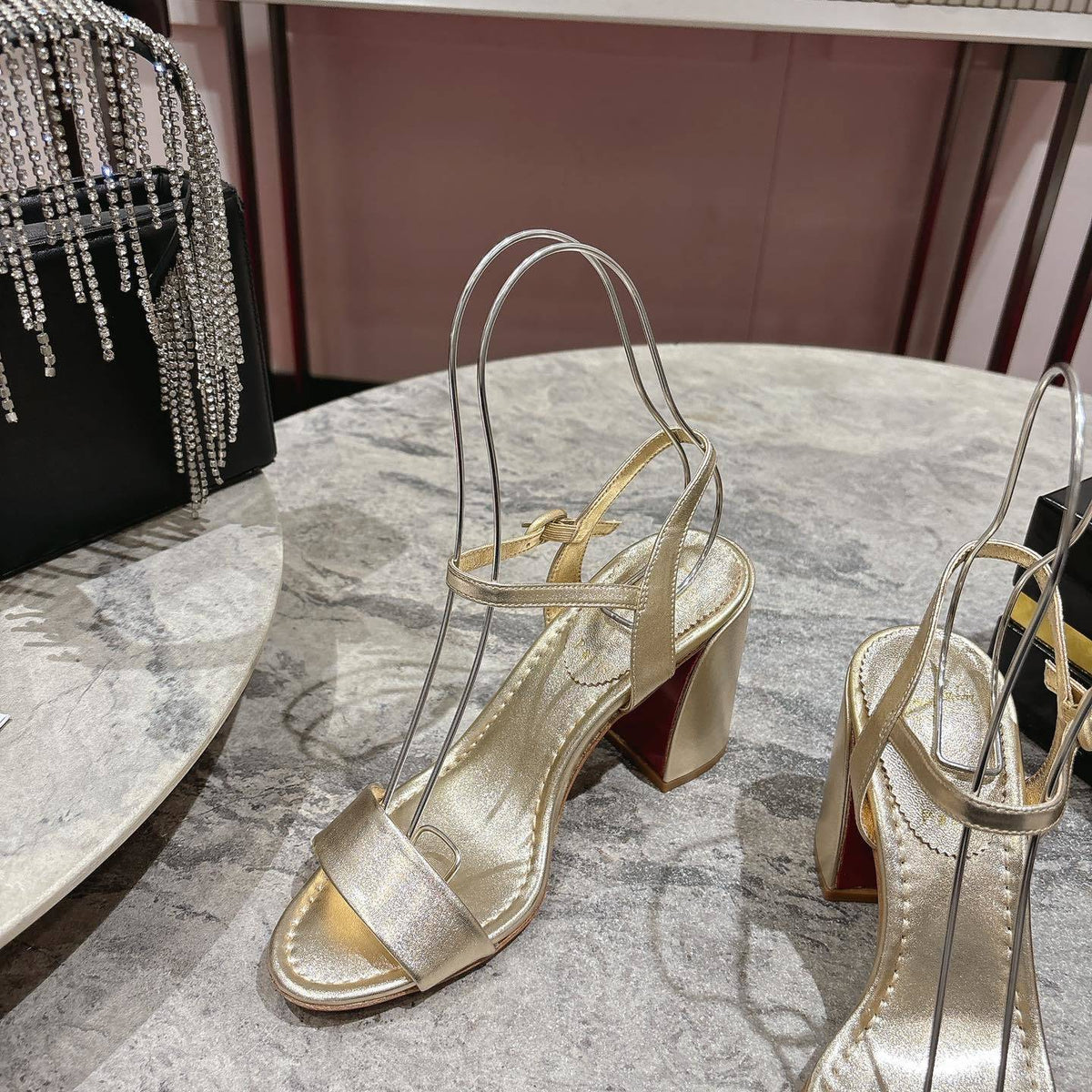 Ava’s Mode - Premium Luxury Goods and Accessories - AFFORDABLE LUXURY HEELS - 8302