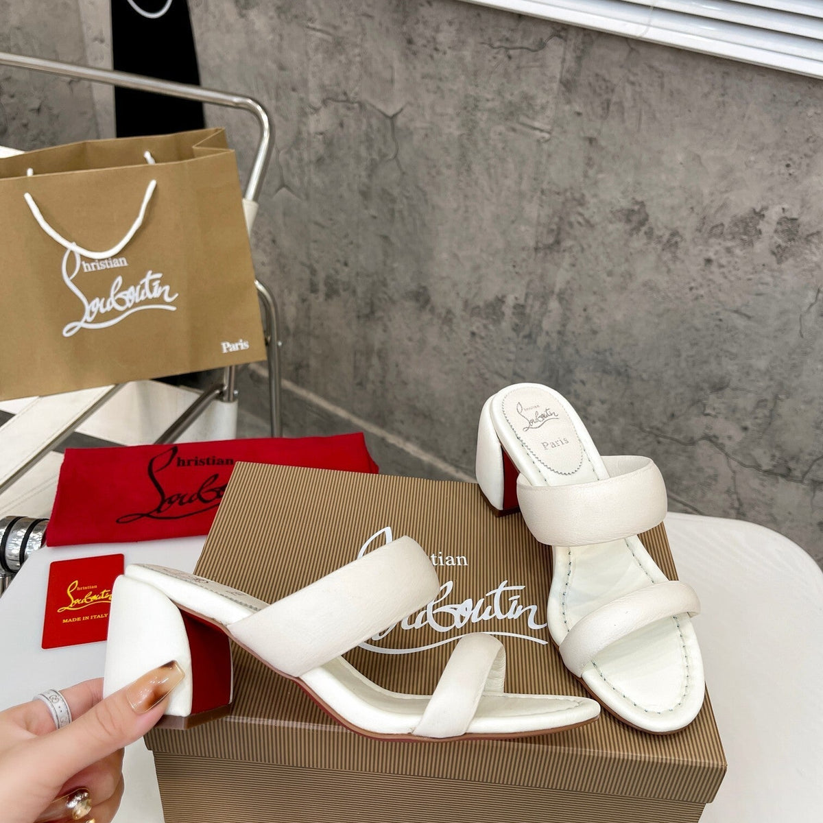 Ava’s Mode - Premium Luxury Goods and Accessories - AFFORDABLE LUXURY HEELS - 7994