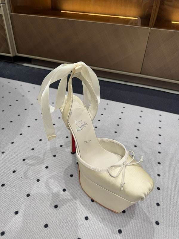 Ava’s Mode - High-Quality Designer Products for You - AFFORDABLE LUXURY HEELS - 8223