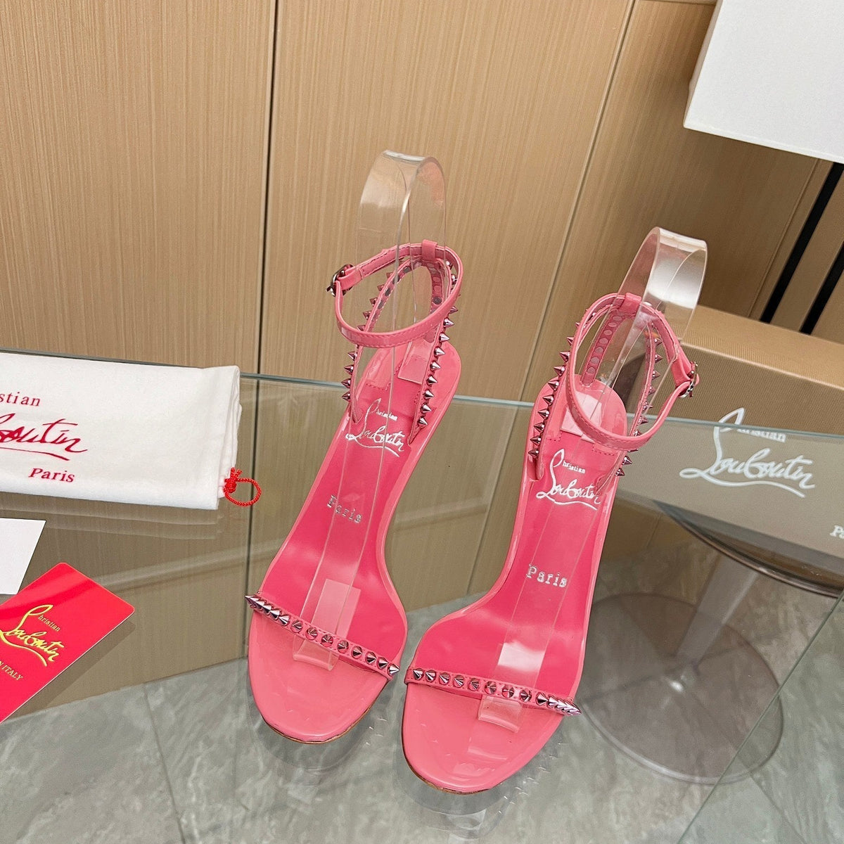 Ava’s Mode - High-Quality Designer Products for You - AFFORDABLE LUXURY HEELS - 8083