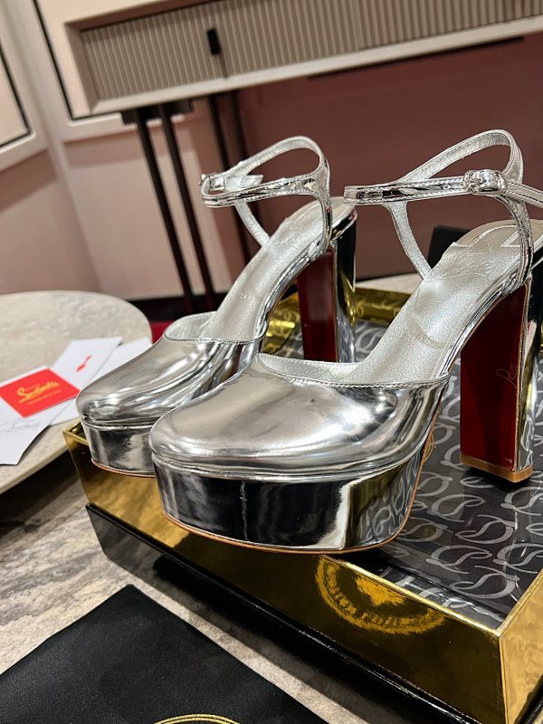 Ava’s Mode - Best High-End Brands in One Place - AFFORDABLE LUXURY HEELS - 8241