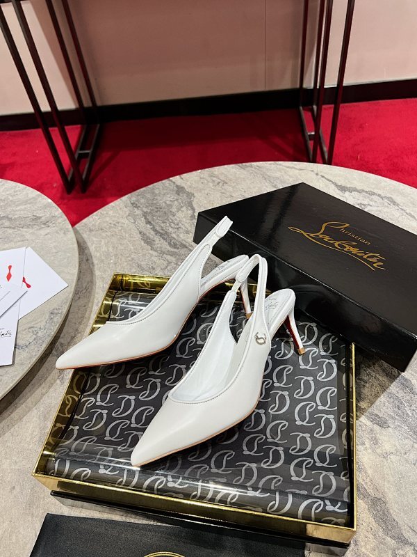 Ava’s Mode - High-Quality Designer Products for You - AFFORDABLE LUXURY HEELS - 8179