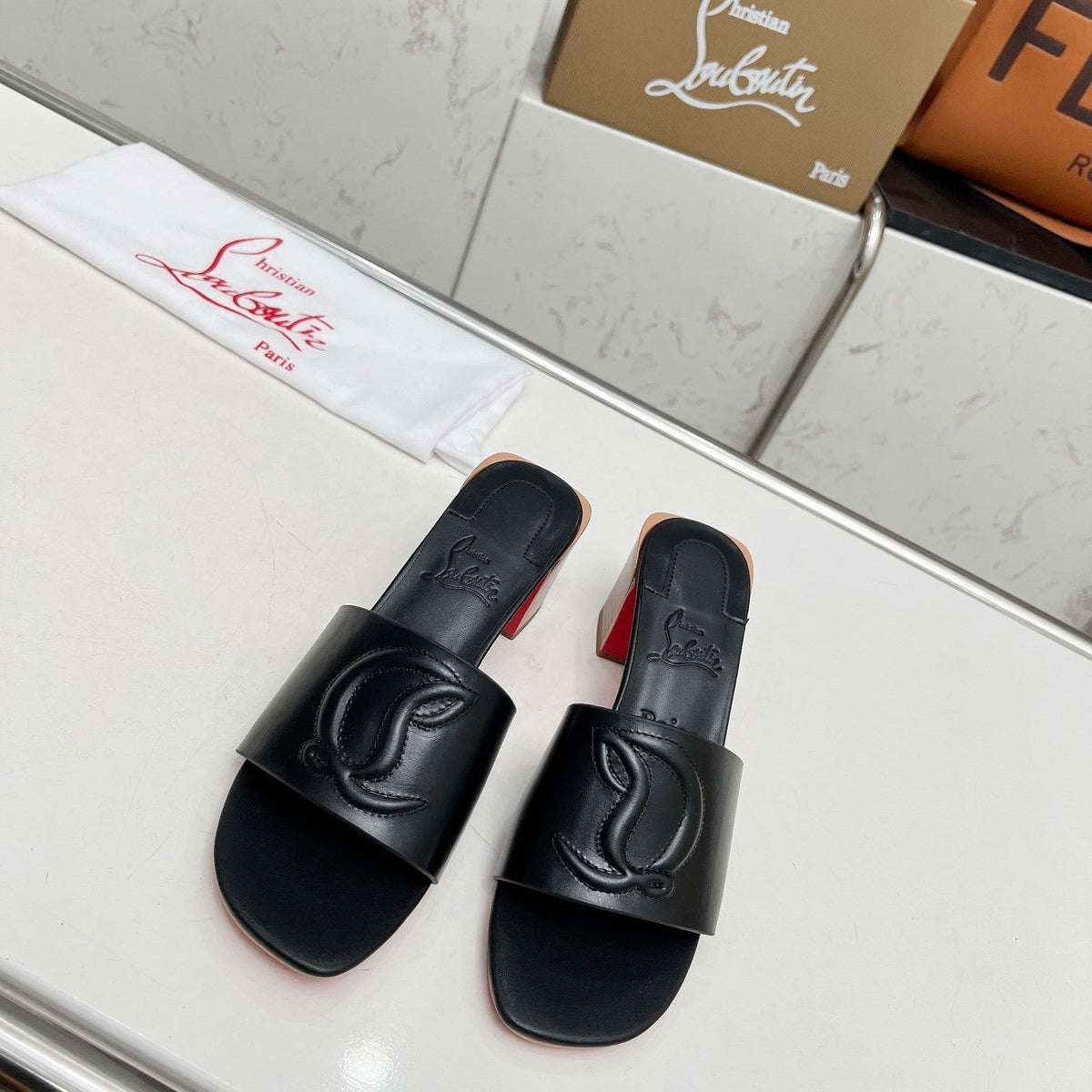 Ava’s Mode - High-Quality Designer Products for You - AFFORDABLE LUXURY HEELS - 8063