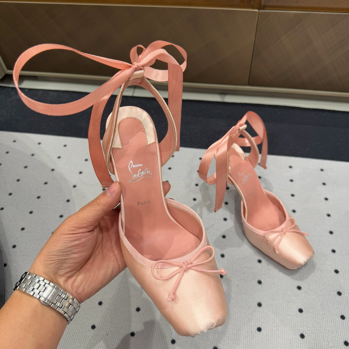 Ava’s Mode - Premium Luxury Goods and Accessories - AFFORDABLE LUXURY HEELS - 8230