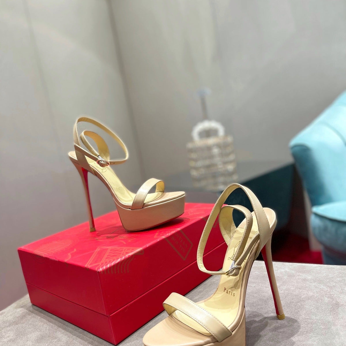 Ava’s Mode - High-Quality Designer Products for You - AFFORDABLE LUXURY HEELS - 7959
