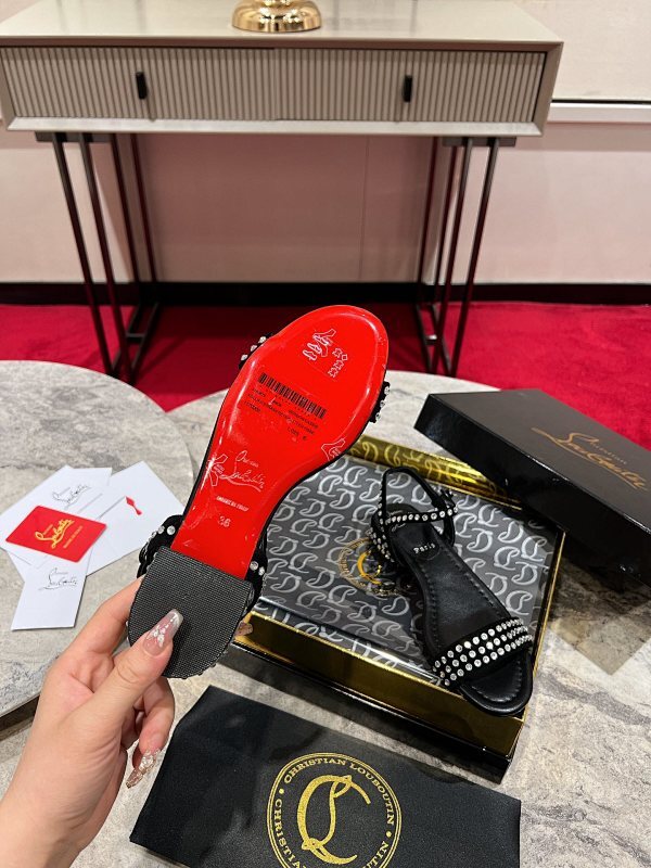 Ava’s Mode - High-Quality Designer Products for You - AFFORDABLE LUXURY HEELS - 8131
