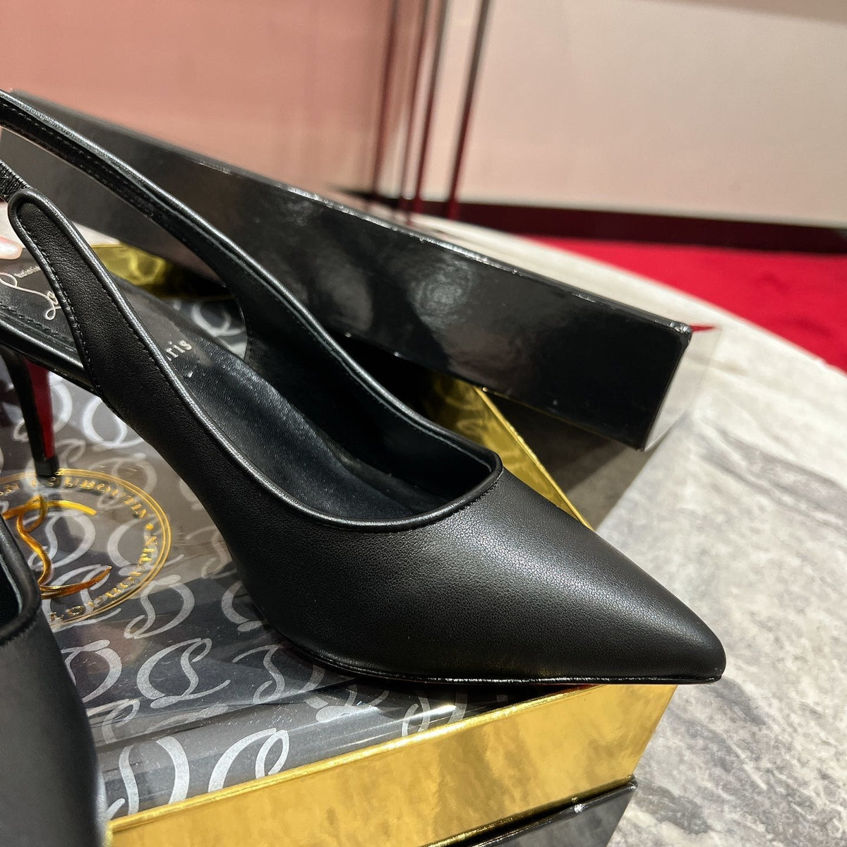Ava’s Mode - Premium Luxury Goods and Accessories - AFFORDABLE LUXURY HEELS - 8174