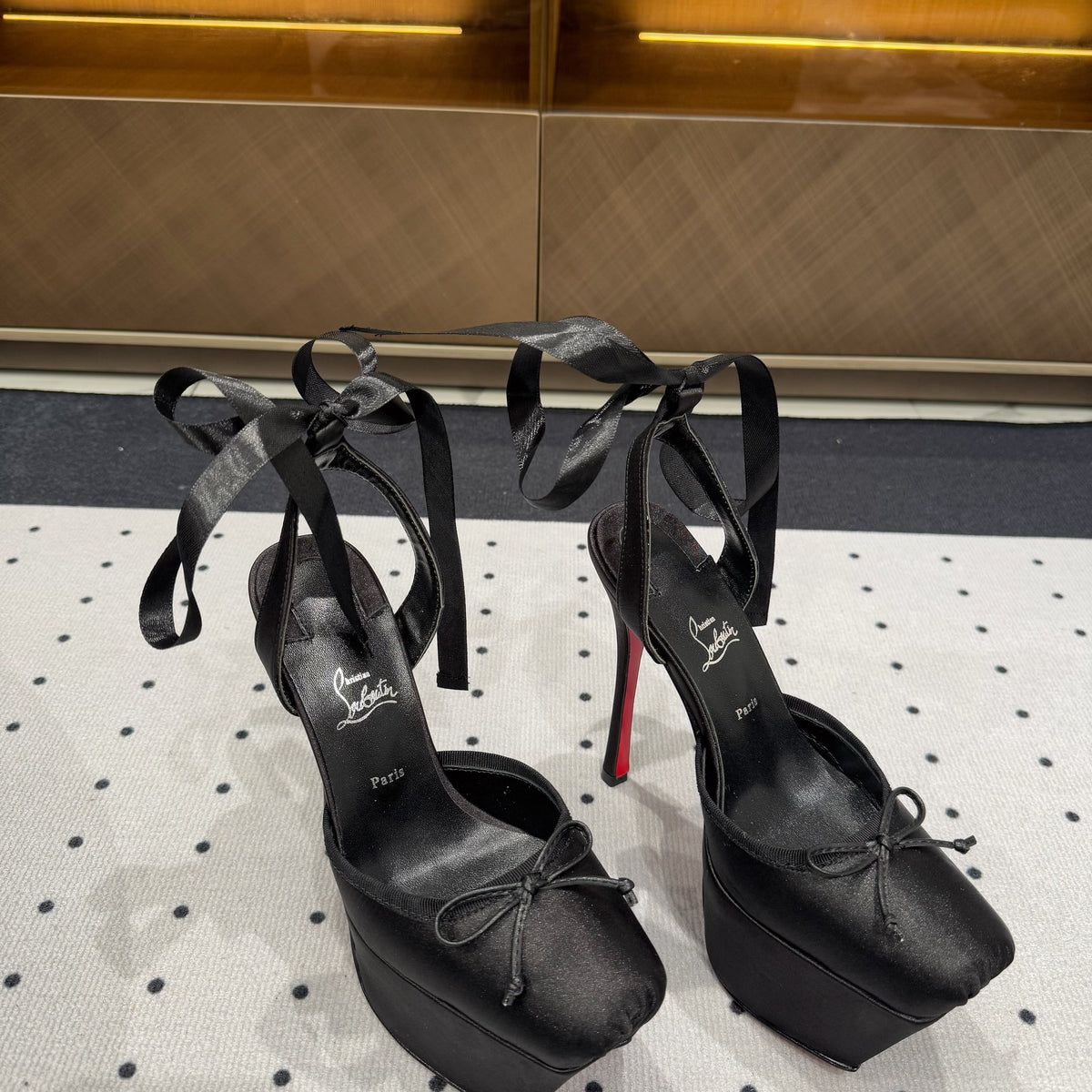 Ava’s Mode - Best High-End Brands in One Place - AFFORDABLE LUXURY HEELS - 8221