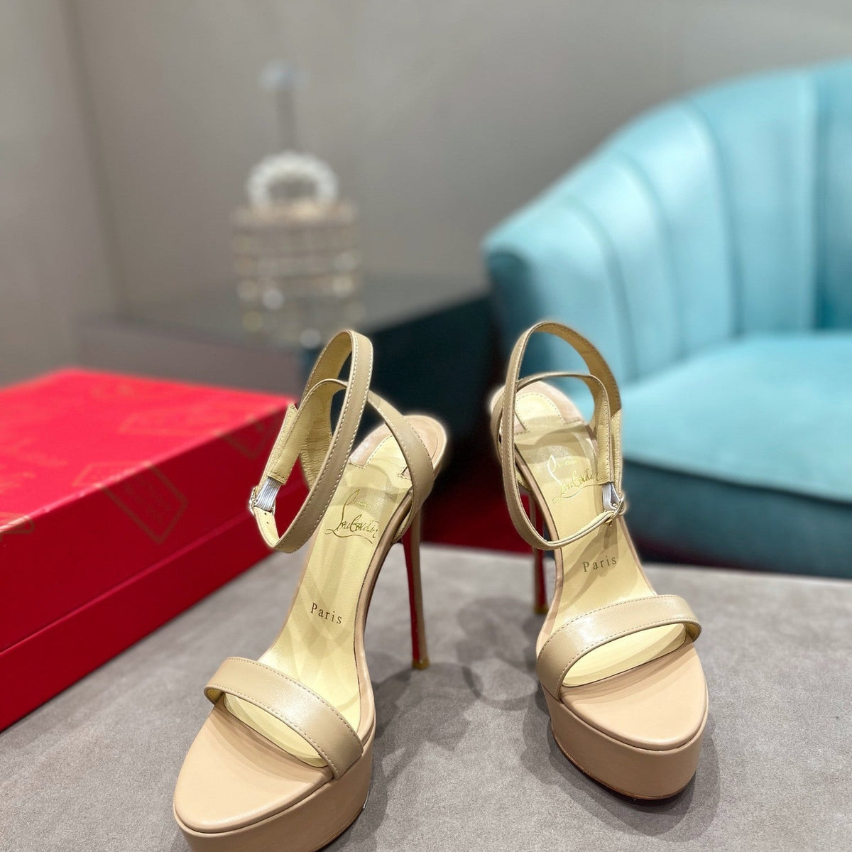 Ava’s Mode - High-Quality Designer Products for You - AFFORDABLE LUXURY HEELS - 7959