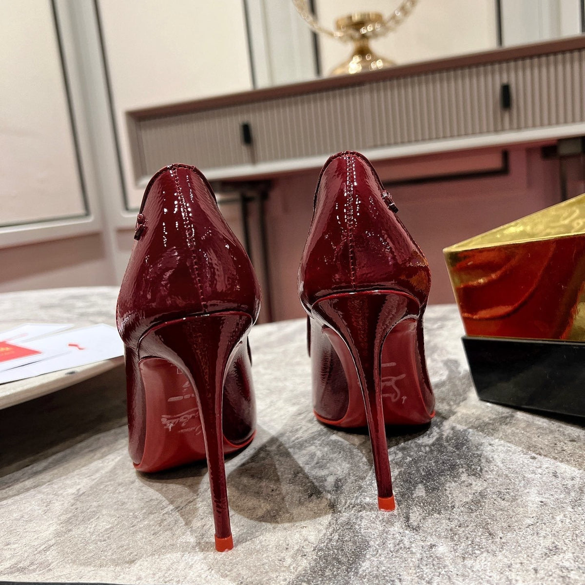 Ava’s Mode - High-Quality Designer Products for You - AFFORDABLE LUXURY HEELS - 8191