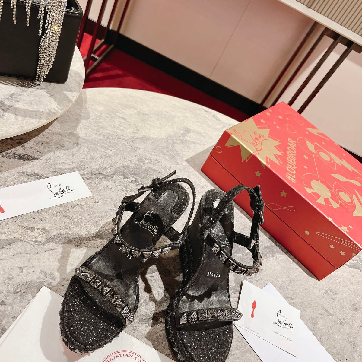 Ava’s Mode - High-Quality Designer Products for You - AFFORDABLE LUXURY HEELS - 8319