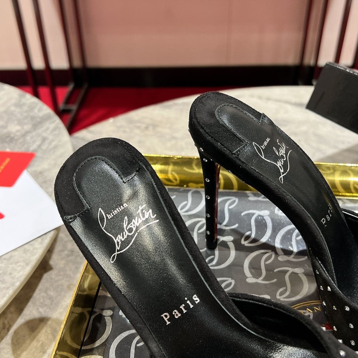 Ava’s Mode - High-Quality Designer Products for You - AFFORDABLE LUXURY HEELS - 8171