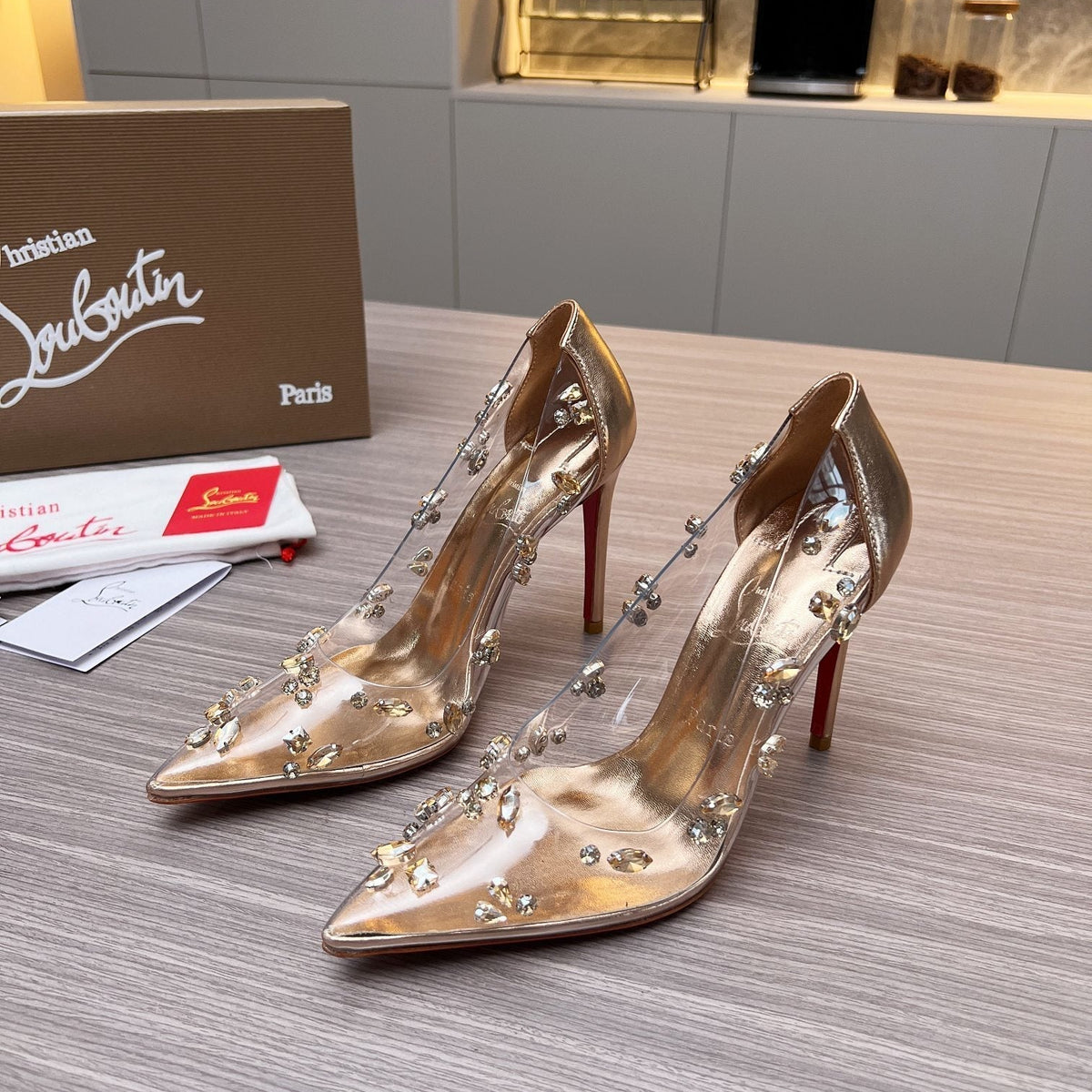 Ava’s Mode - Premium Luxury Goods and Accessories - AFFORDABLE LUXURY HEELS - 8118