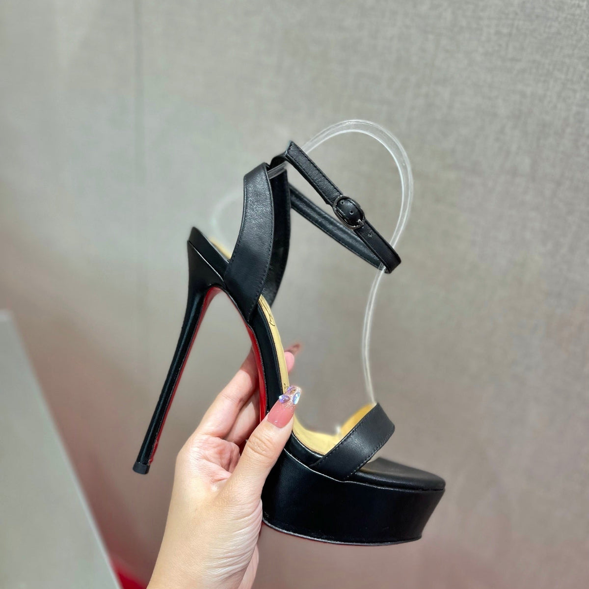 Ava’s Mode - Premium Luxury Goods and Accessories - AFFORDABLE LUXURY HEELS - 7958