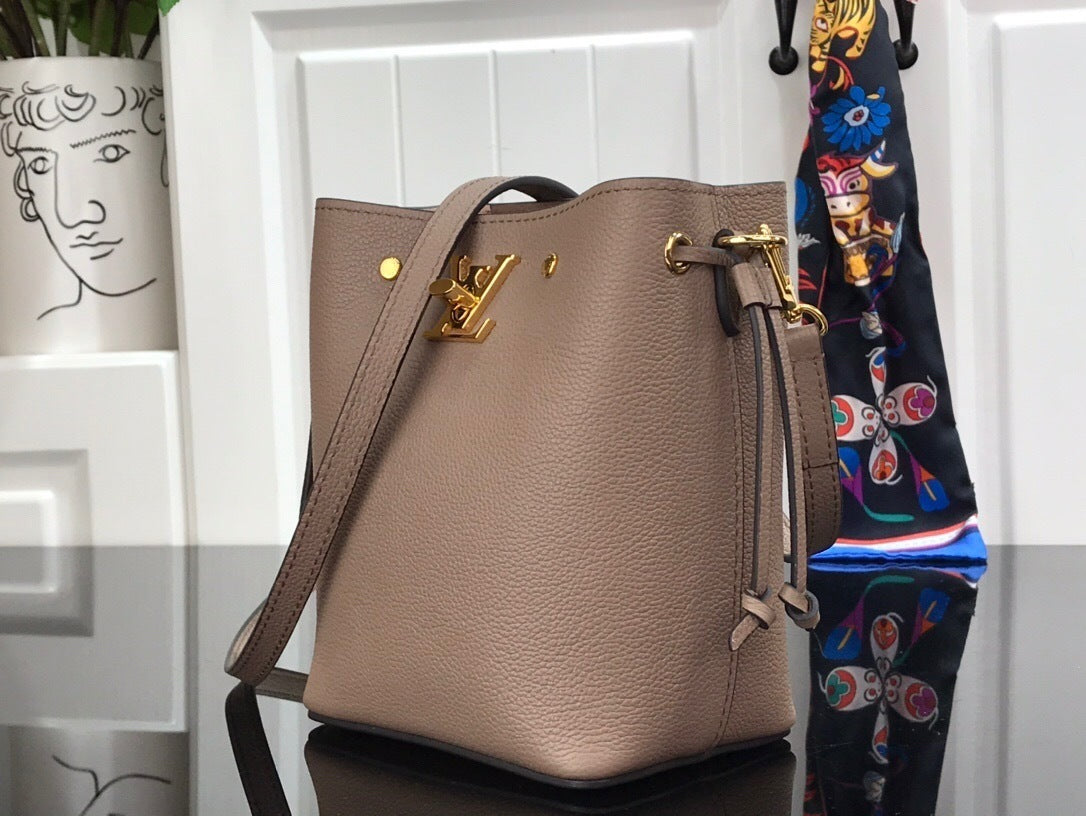 Ava’s Mode - Best High-End Brands in One Place - AFFORDABLE LUXURY BAGS - 4273