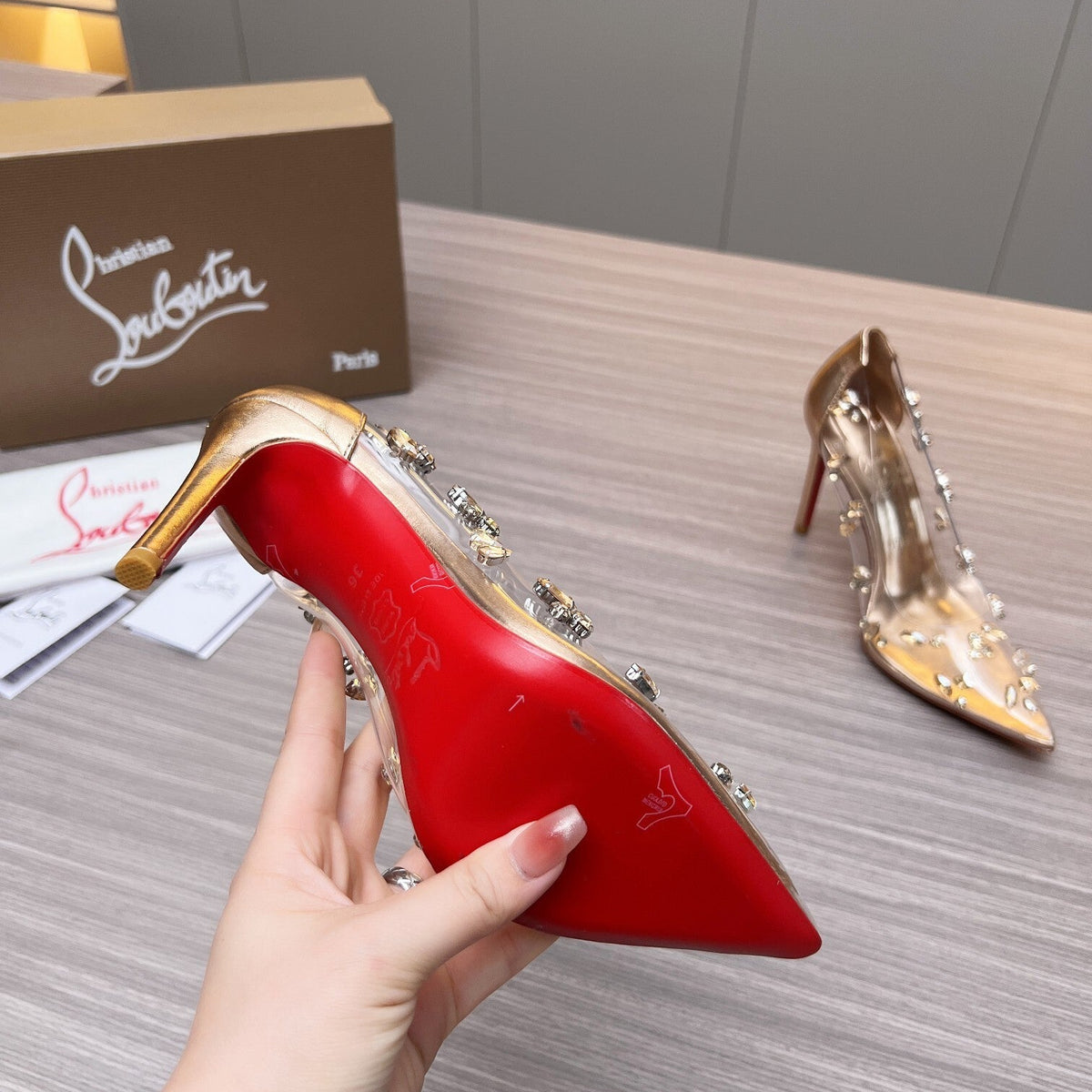 Ava’s Mode - Premium Luxury Goods and Accessories - AFFORDABLE LUXURY HEELS - 8118